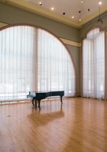 acoustic drapes; acoustic curtains; sound curtains; acoustic curtains; sound reduction; acoustic reduction; 5-layer; 7-layer; absorber light